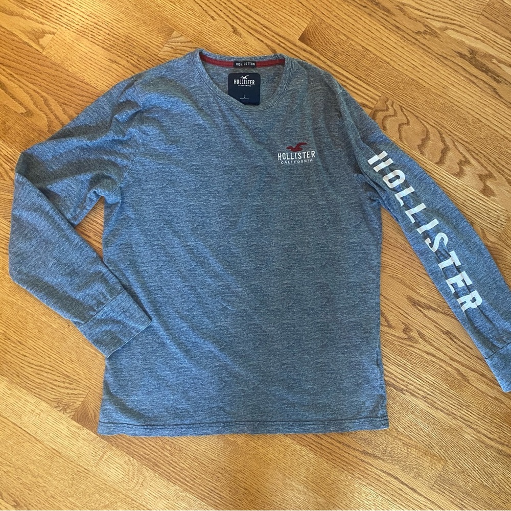 Hollister Men’s Embroidered Long Sleeve Top L Large